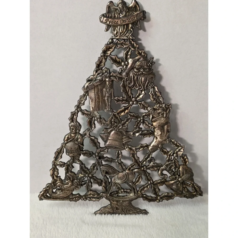 Macy's All The Trimmings Christmas Tree Trivet‎